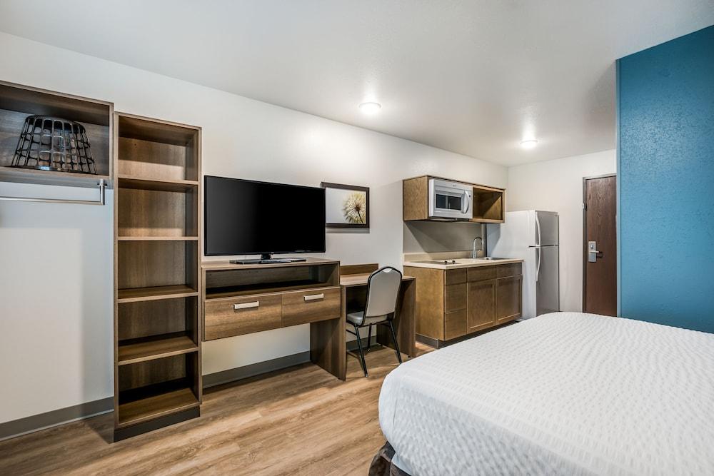 Woodspring Suites Littleton-South Denver photo 3