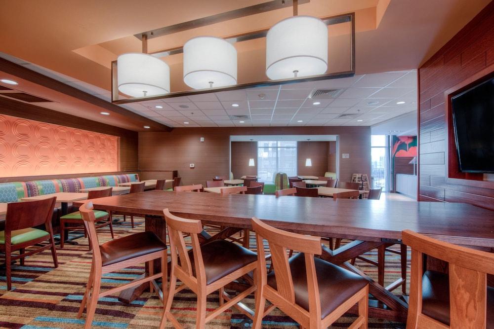 Fairfield Inn and Suites by Marriott Charlotte Airport photo 27