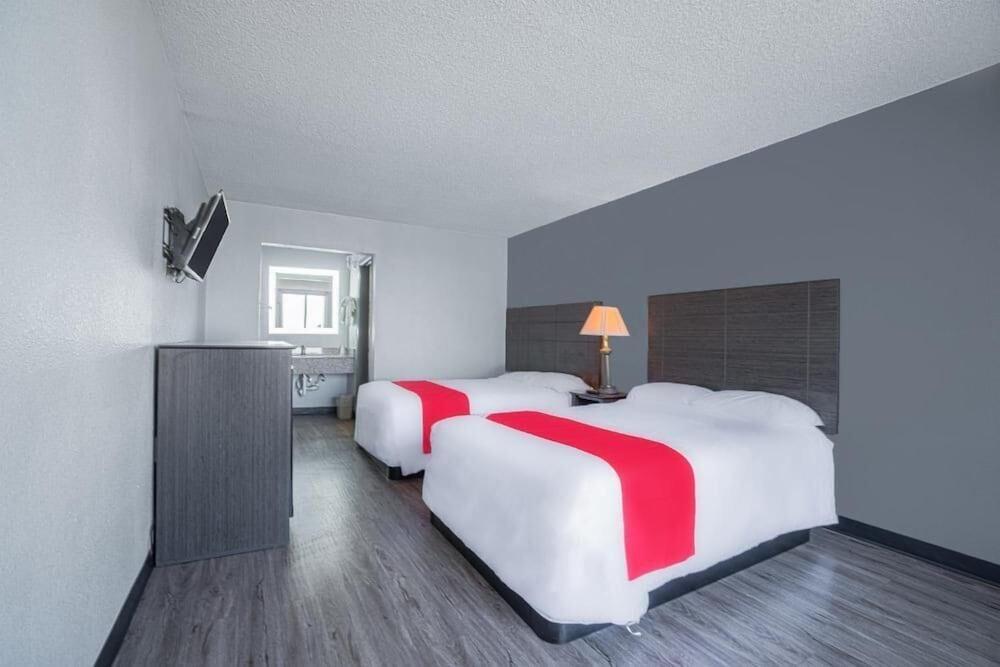 StateLine Stayovers Extended Stay Hotel photo 1