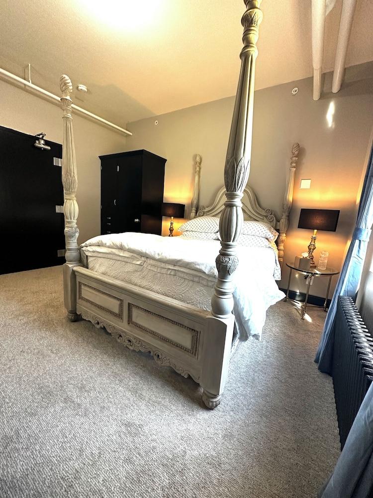 Silverton Mountain Manor photo 9
