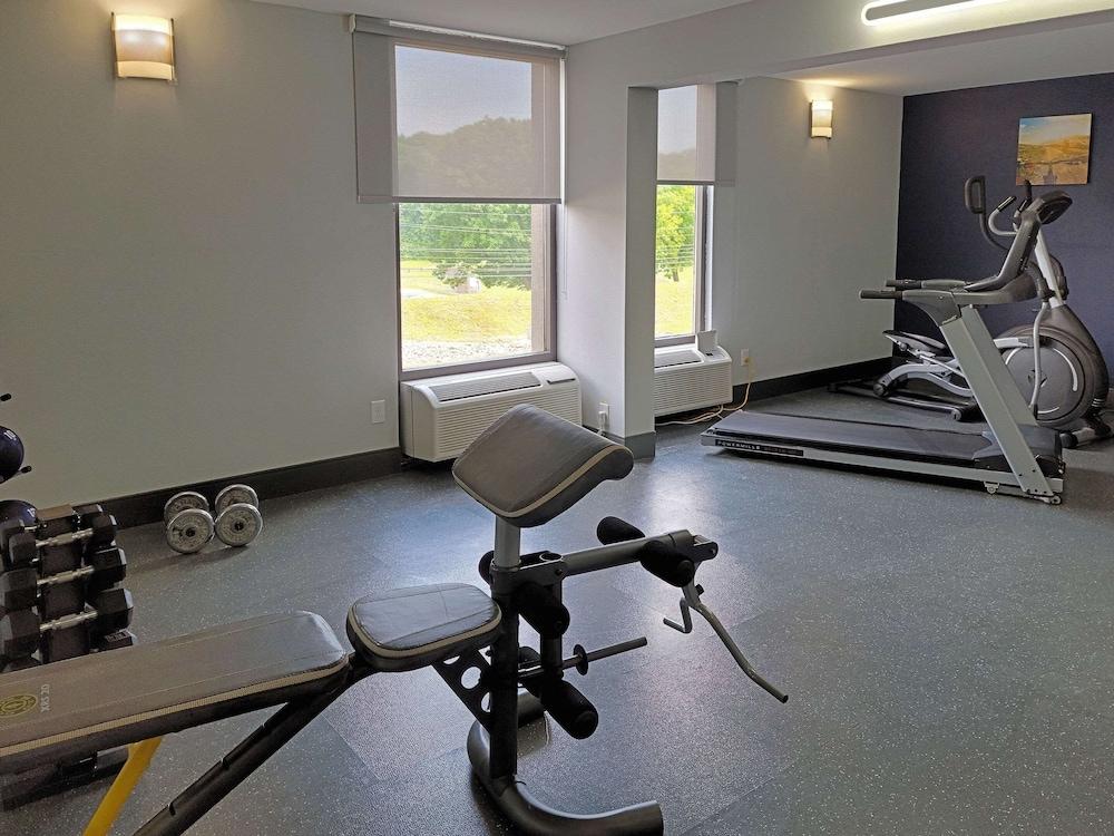 Comfort Inn & Suites Wyomissing/Reading photo 81