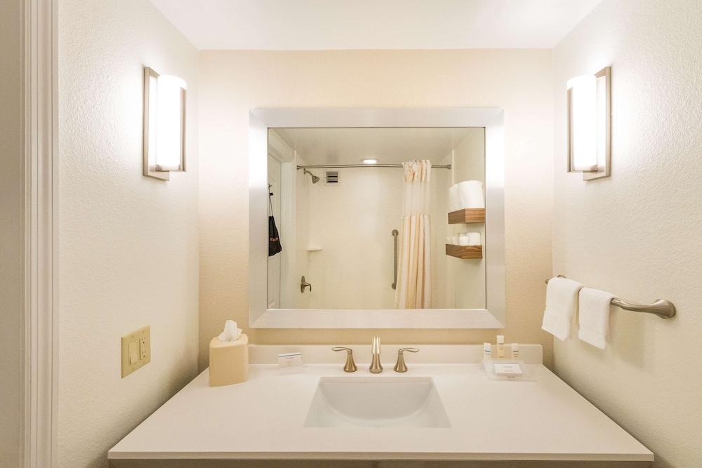 Hilton Garden Inn Jacksonville Airport photo 47