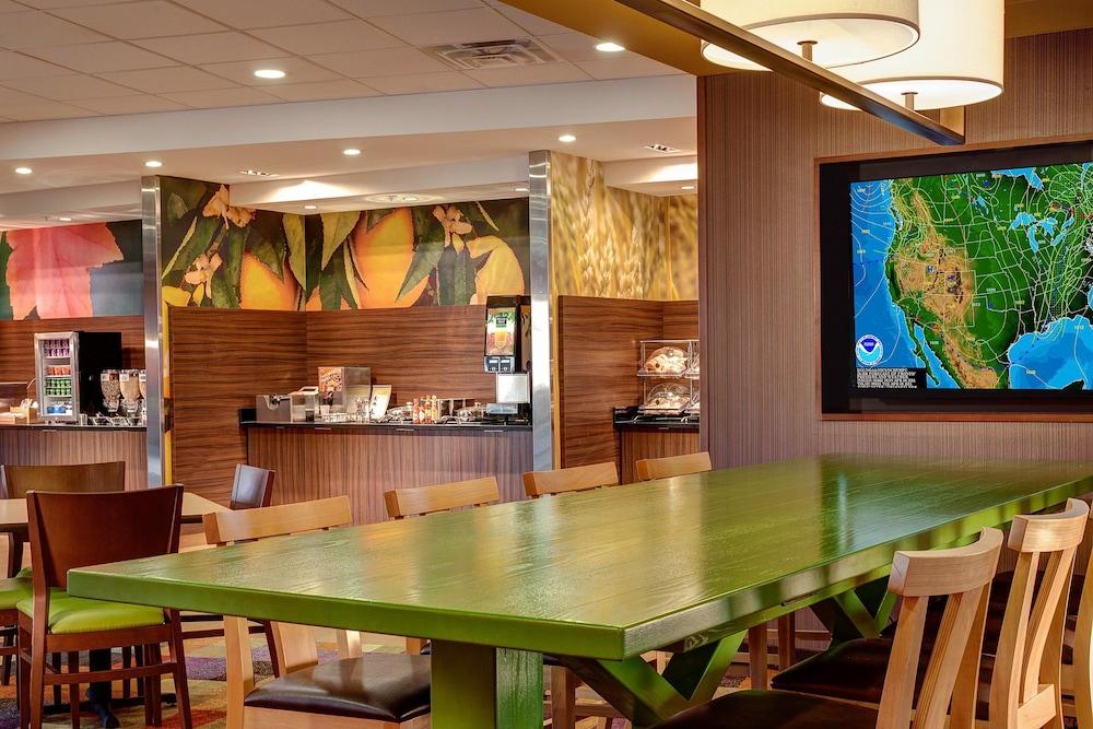 Fairfield Inn & Suites by Marriott Lincoln Crete photo 18