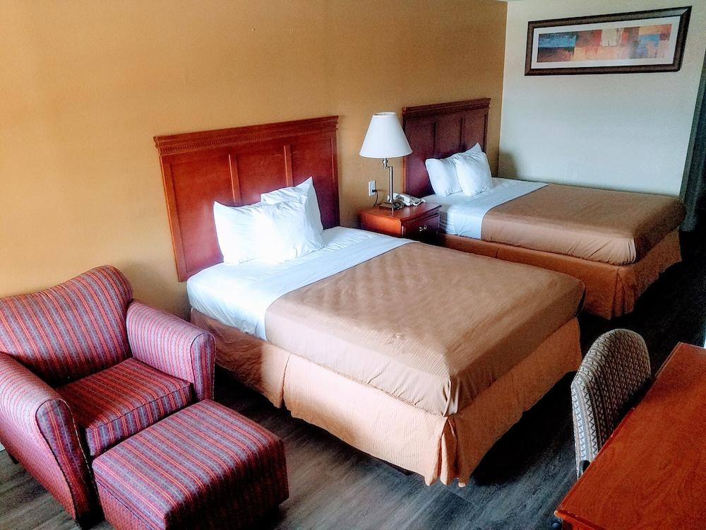 Sylvania Inn photo 10
