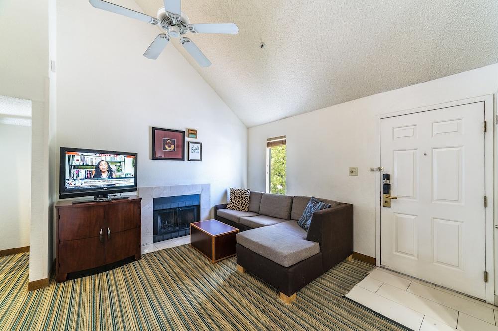 Metro Phoenix Extended Stay photo 26