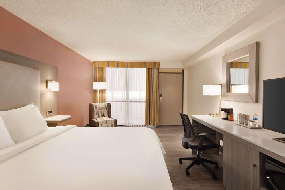 Radisson Hotel Lenexa Overland Park photo 7