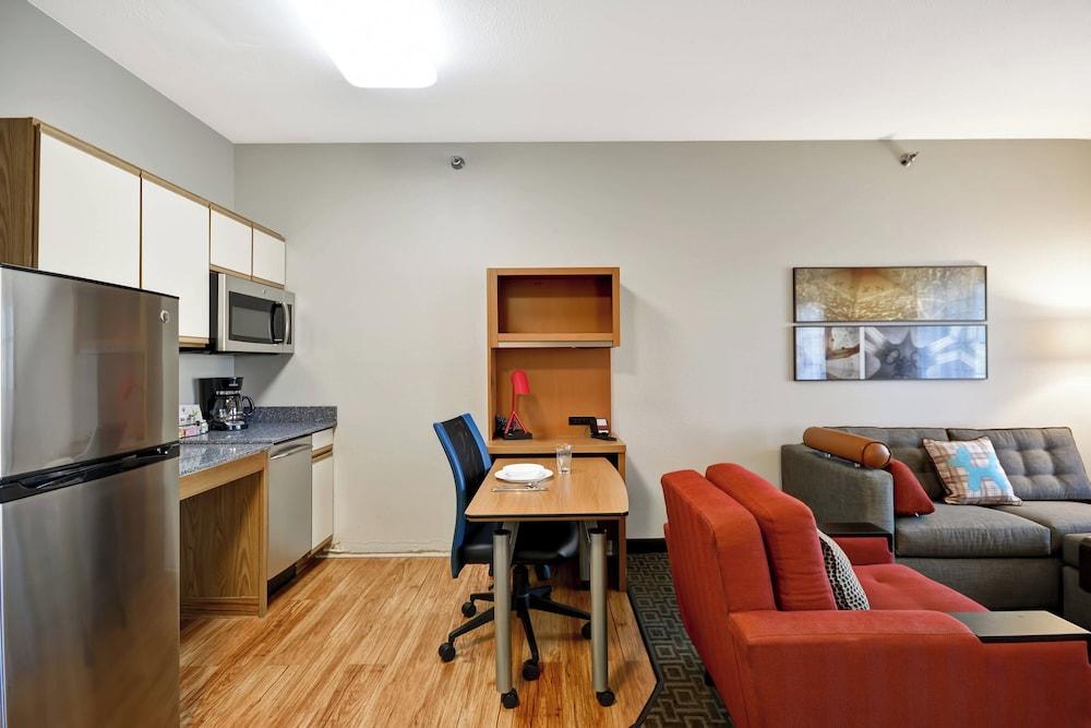 TownePlace Suites by Marriott Sioux Falls photo 34