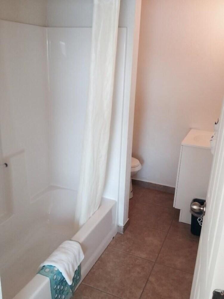 Lake Marina Inn photo 18