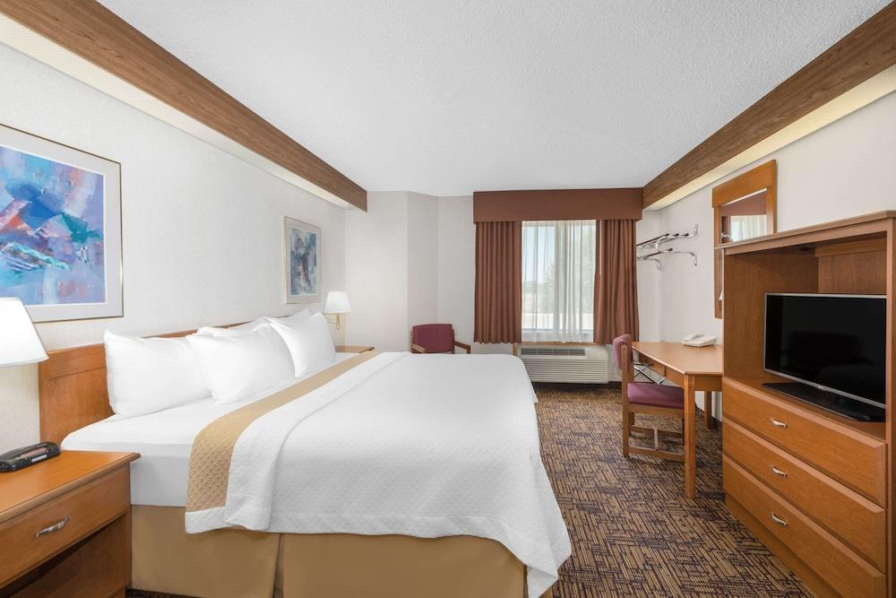 Days Inn by Wyndham Liberal KS photo 5