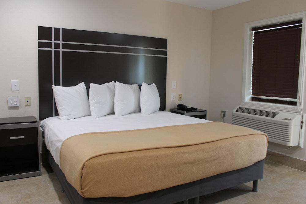 Harbour Inn photo 13