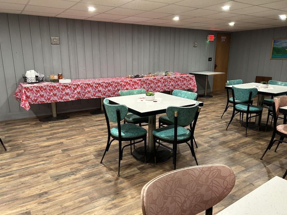 The Lancaster Motel photo 59