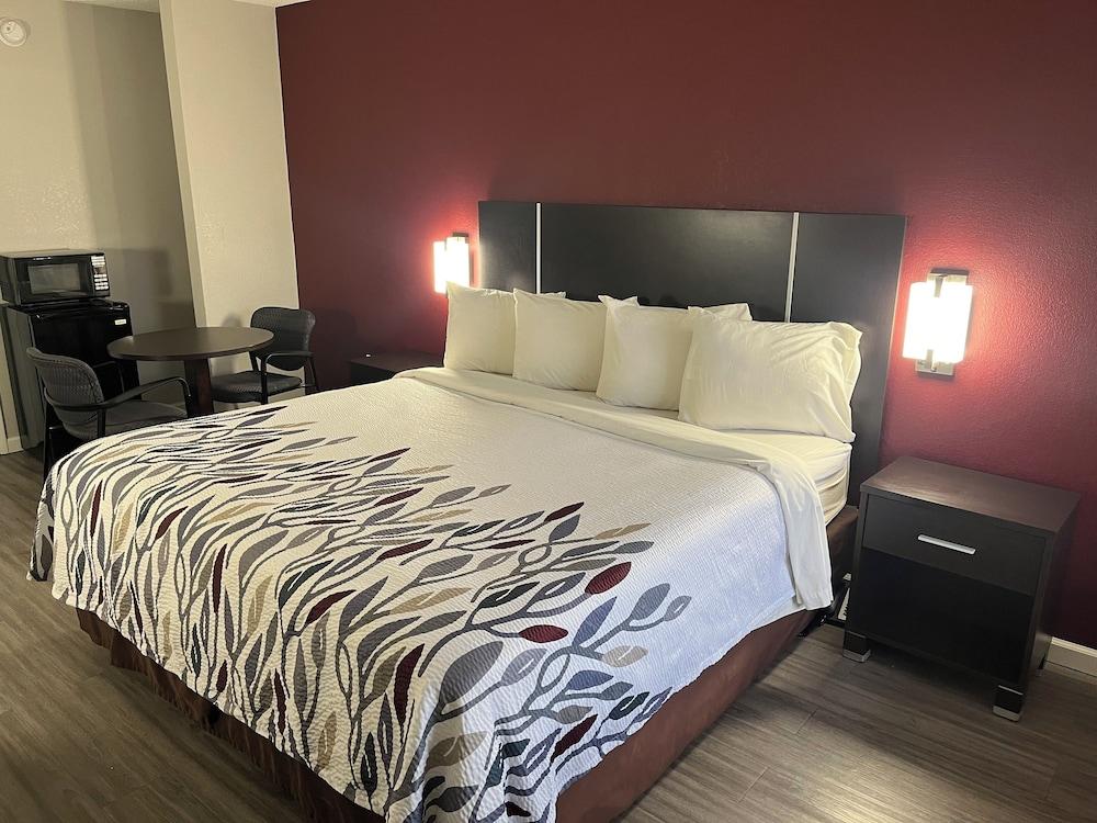Red Roof Inn Rockingham photo 10