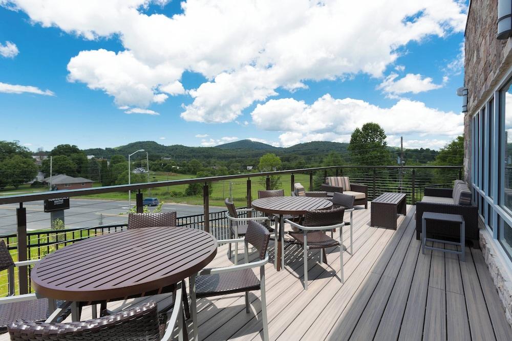 TownePlace Suites by Marriott Boone photo 25