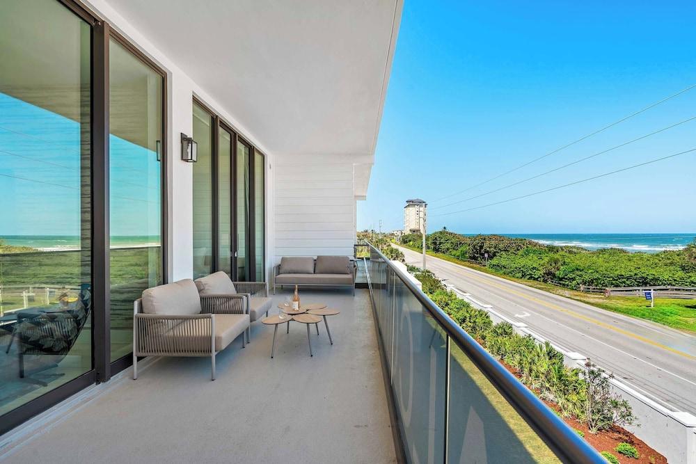 Harbor Island Beach Club by Villatel photo 59