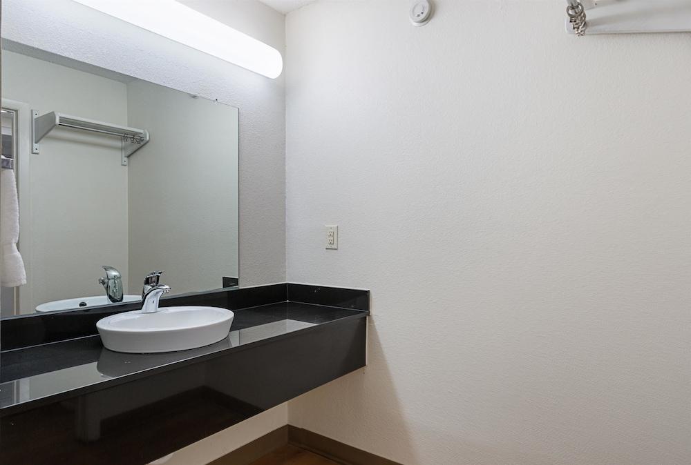 Motel 6 Bells, TN - Brownsville photo 23