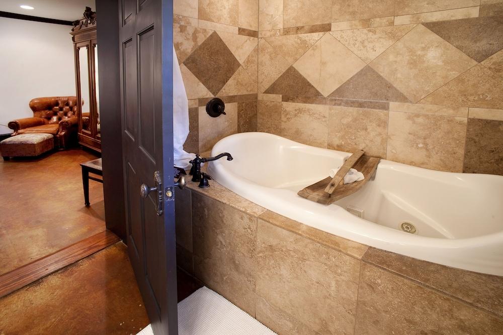 The Winchester Lodge photo 67