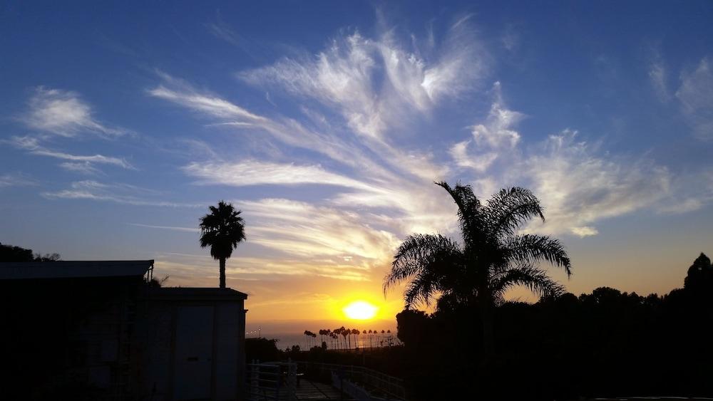 Malibu Country Inn photo 20