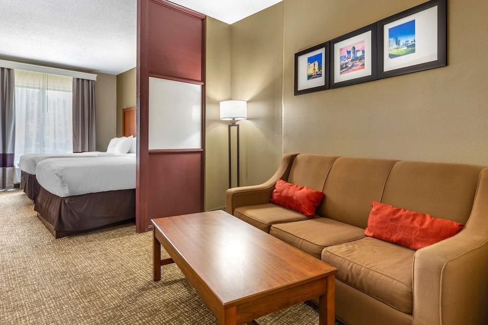 Comfort Suites Clayton - Garner photo 10