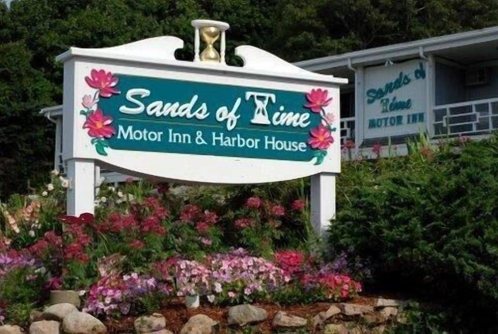 Sands of Time Motor Inn & Harbor House photo 10