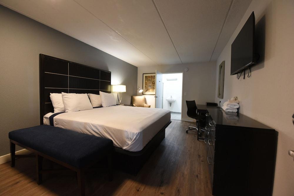 Boardwalk Suites Baton Rouge photo 7