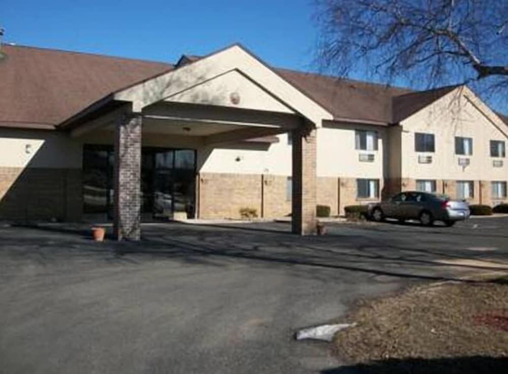 Lodi Valley Suites photo 1