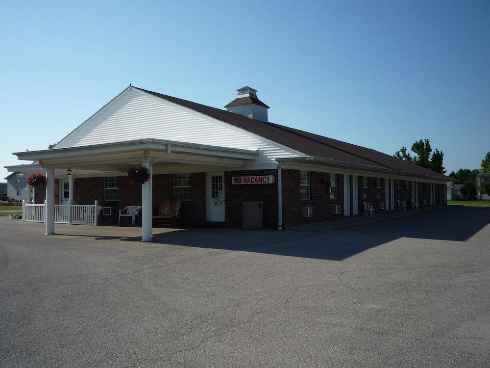Arthur's Country Inn photo 14