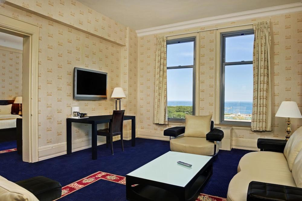 Congress Plaza Hotel photo 15