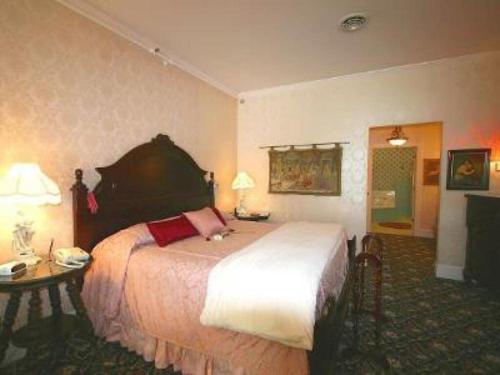 1896 House Country Inn & Motels photo 46