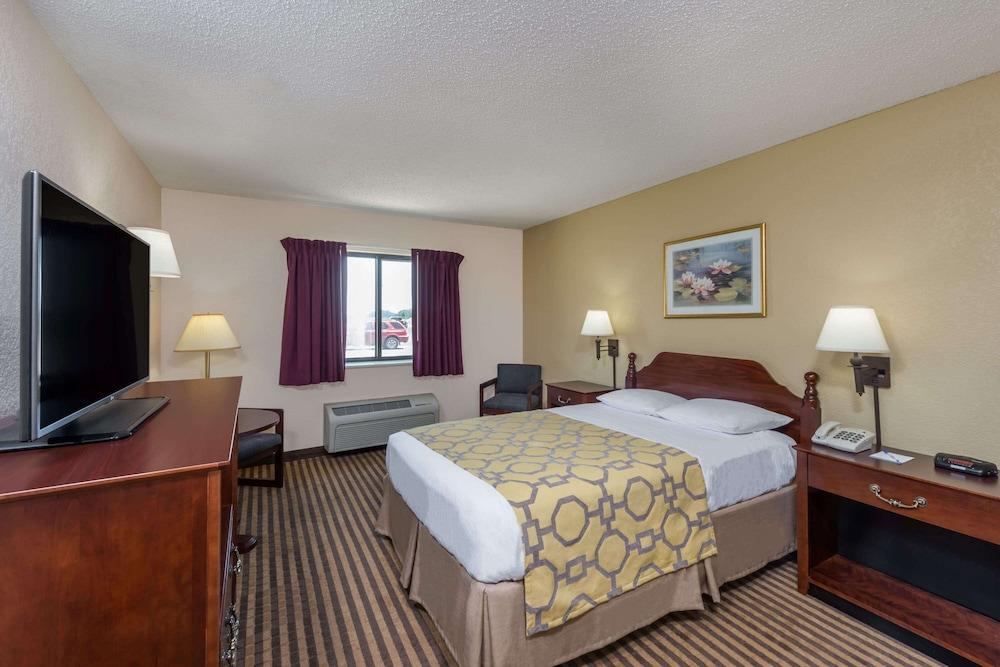Baymont by Wyndham Metropolis photo 10