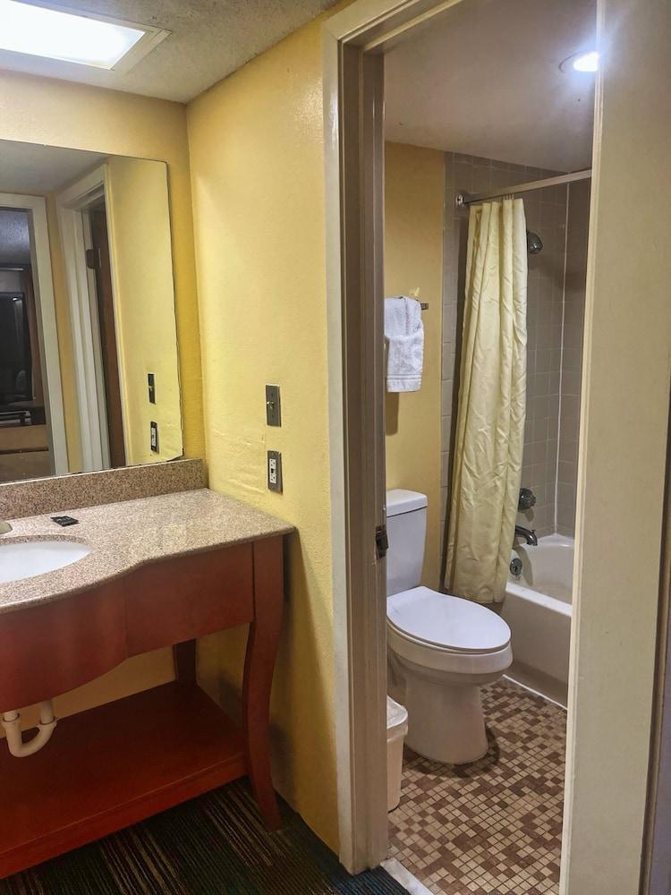 Executive Inn Laurel photo 19