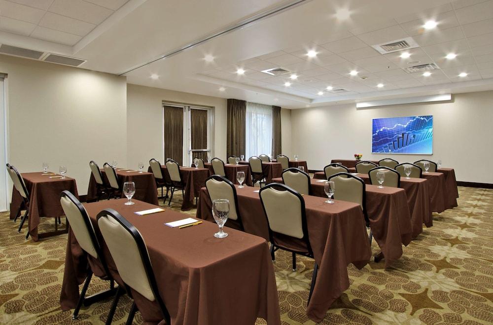 Hilton Garden Inn Austin NW - Arboretum photo 34