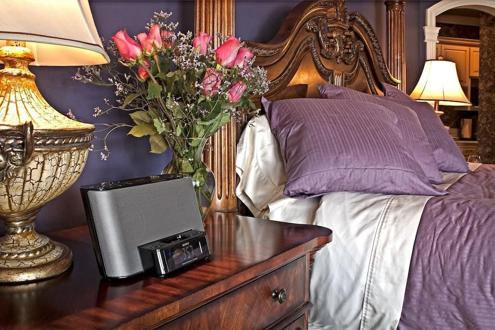 Cameo Heights Mansion photo 10