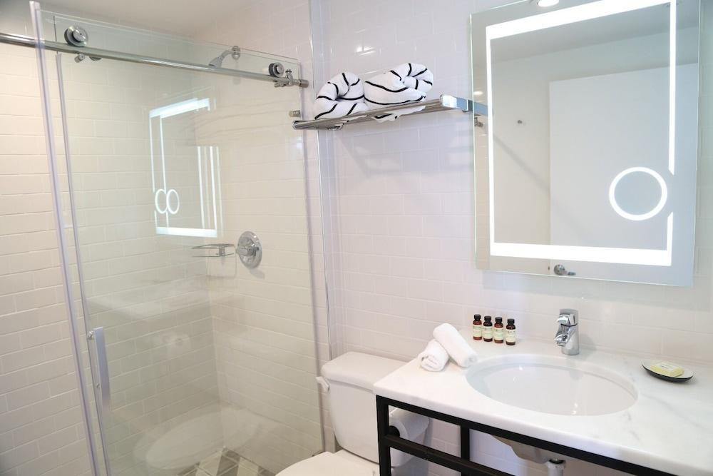 The Meridian Miami Beach photo 42