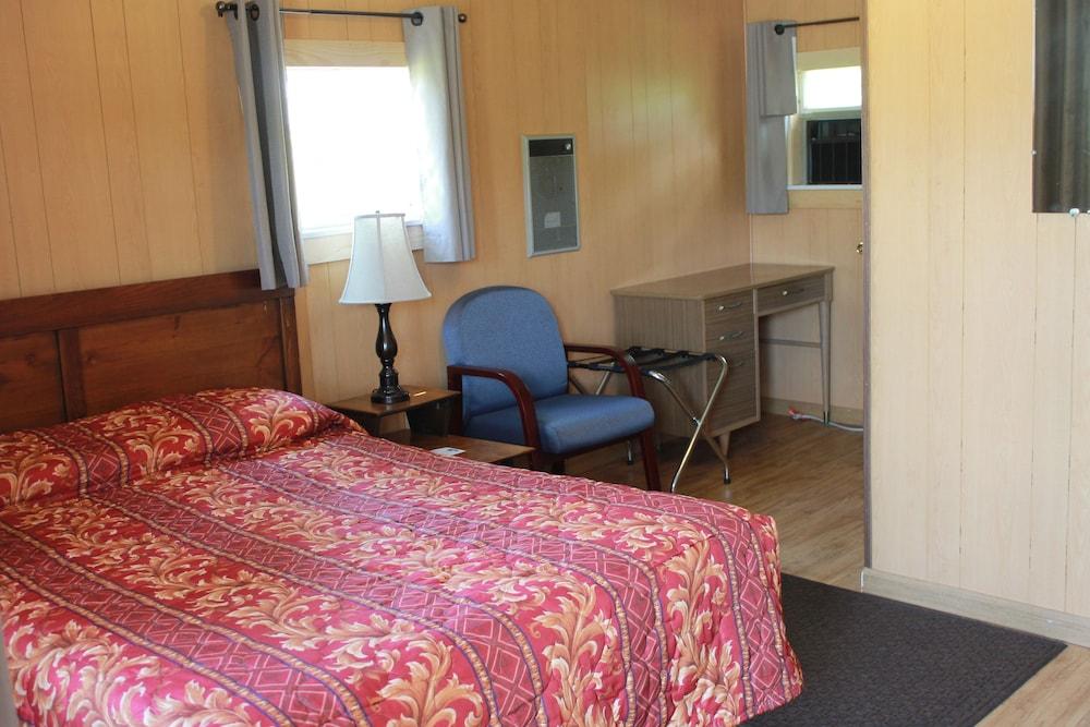 Acadia Gateway Motel photo 29