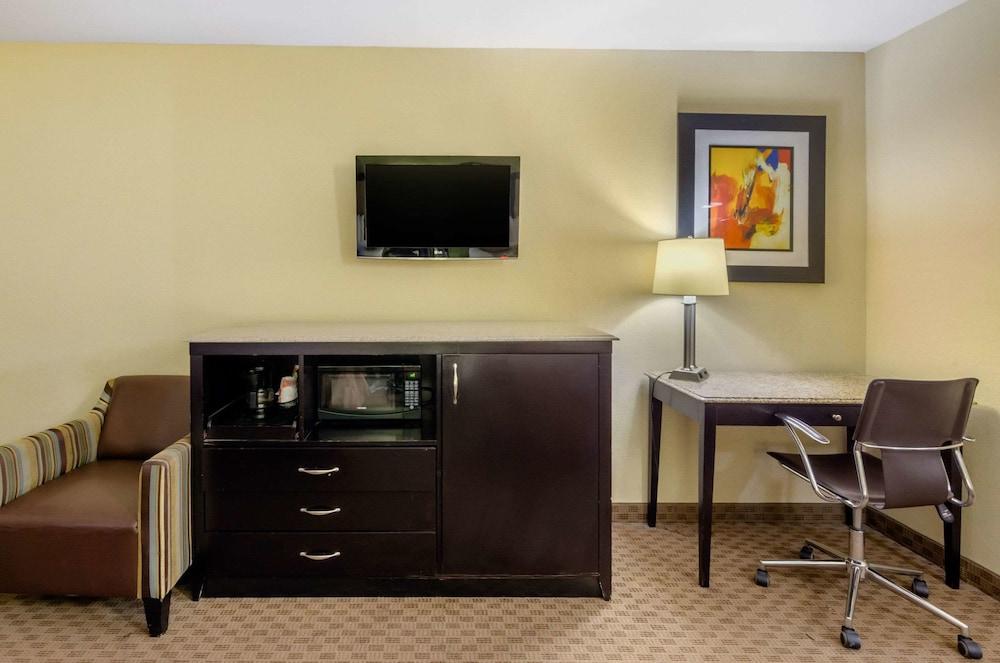 Quality Inn Covington Downtown photo 33