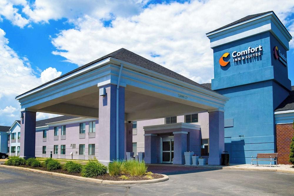 Comfort Inn & Suites NW Milwaukee photo 70