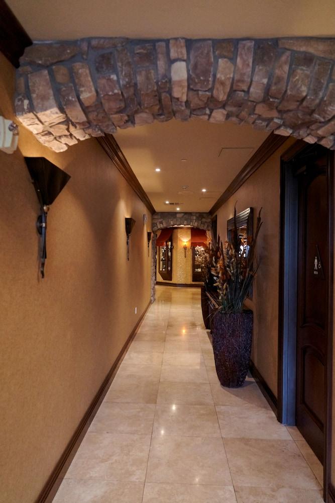 Bellasera Hotel & Suites Paso Robles, Tapestry by Hilton photo 61