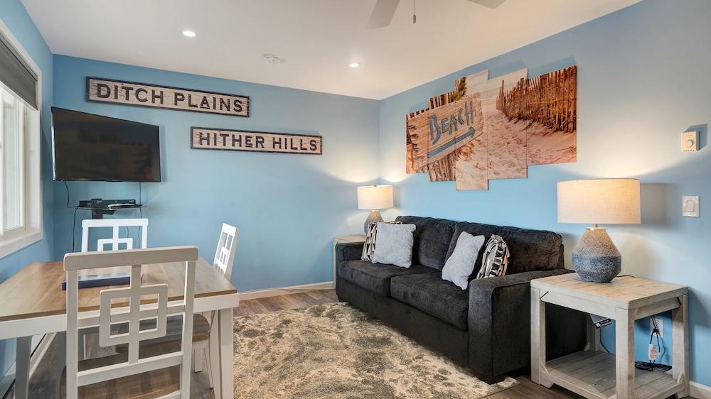 Montauk Oceanside Suites photo 57