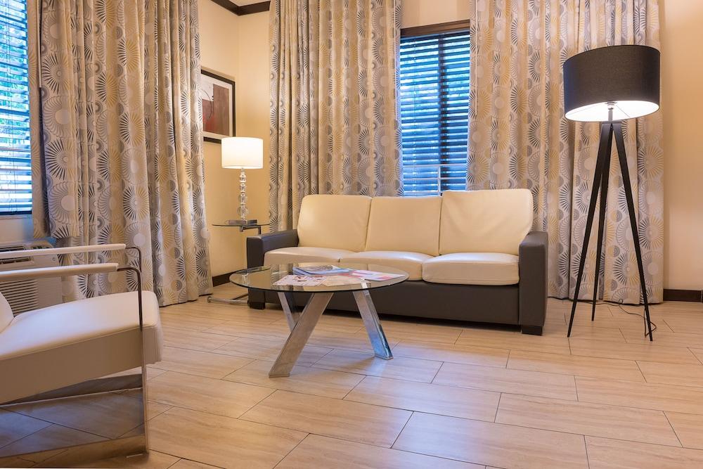Tradewinds Apartment Hotel photo 51