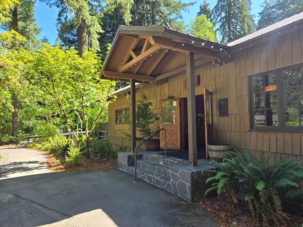 Smith Creek Village photo 26