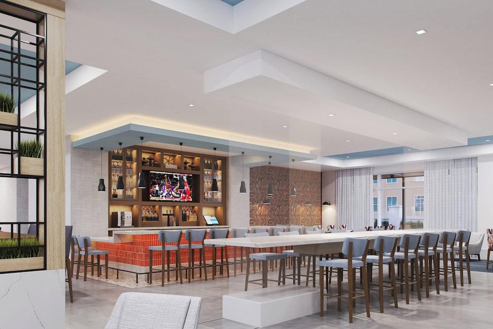 Holiday Inn Express Houston Downtown by IHG photo 25
