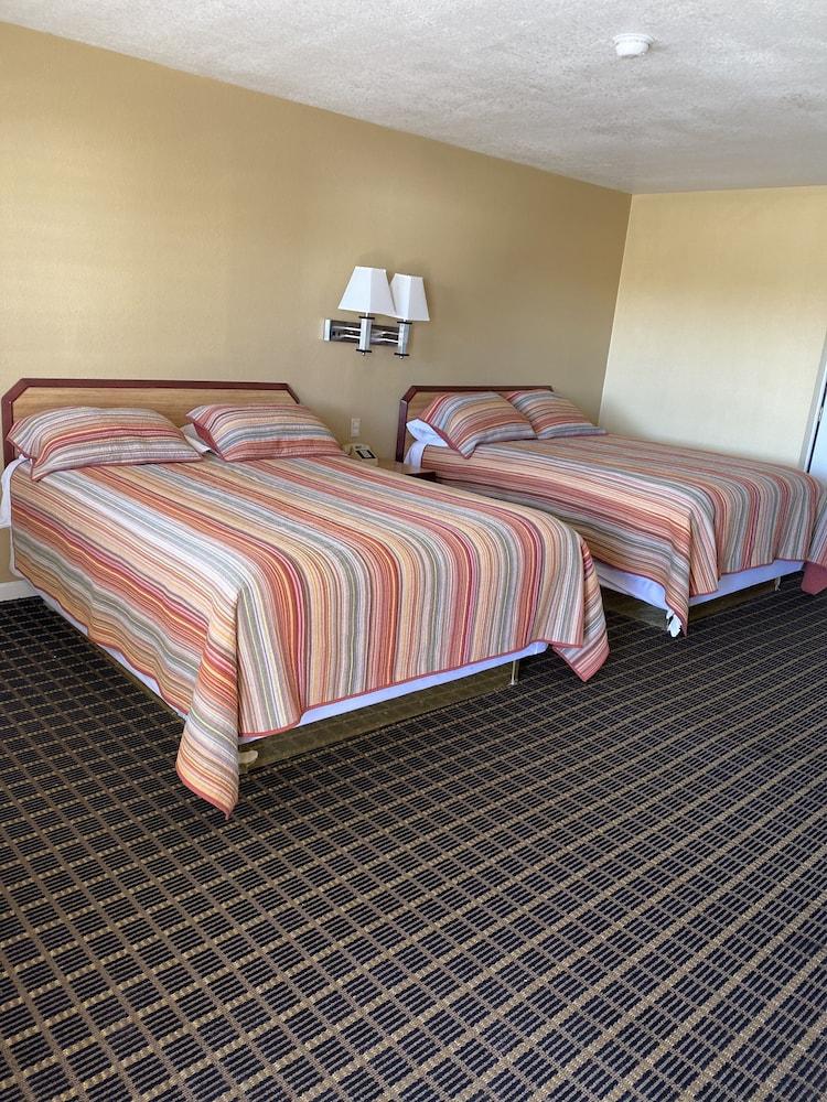 Mt Whitney Motel photo 12