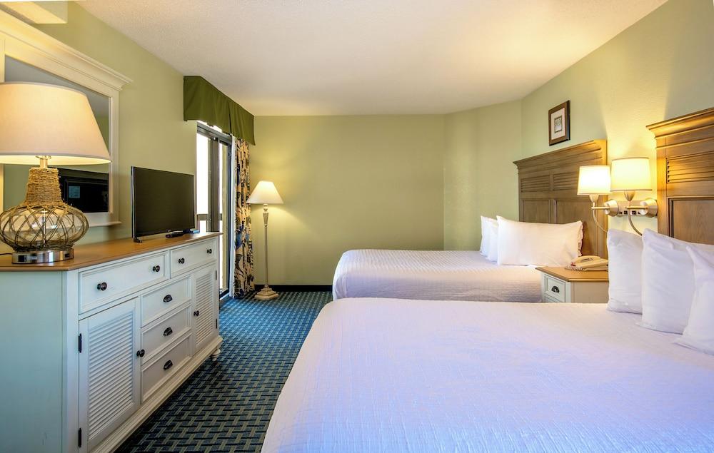 Compass Cove Resort photo 53