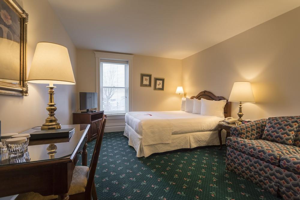 Perry Hotel photo 16
