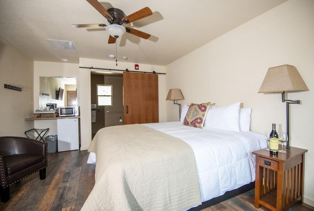 The Village at Highlands Ranch photo 7