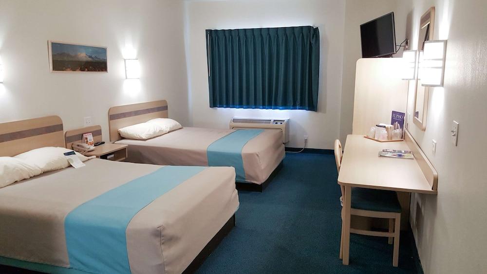 Motel 6 Las Cruces, NM - Telshor photo 15