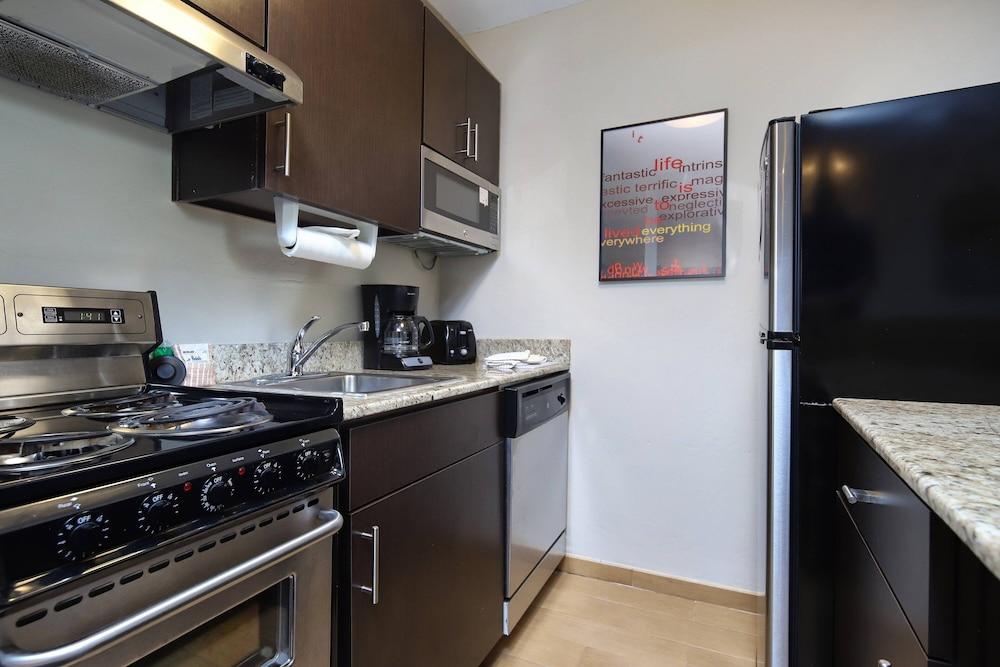 TownePlace Suites by Marriott Tucson photo 15