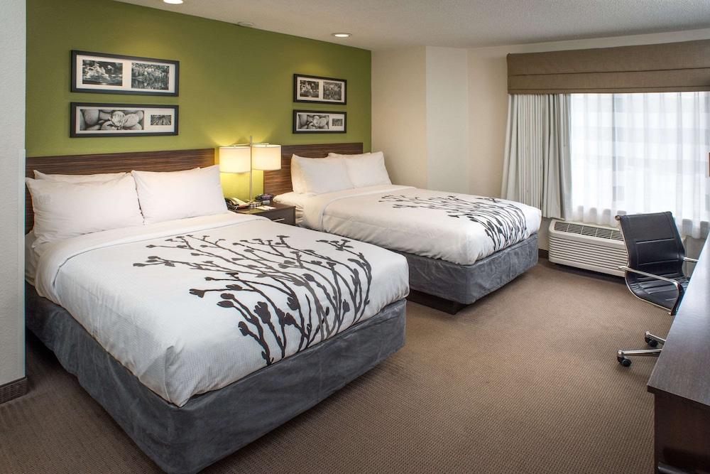 Sleep Inn Charleston North photo 9