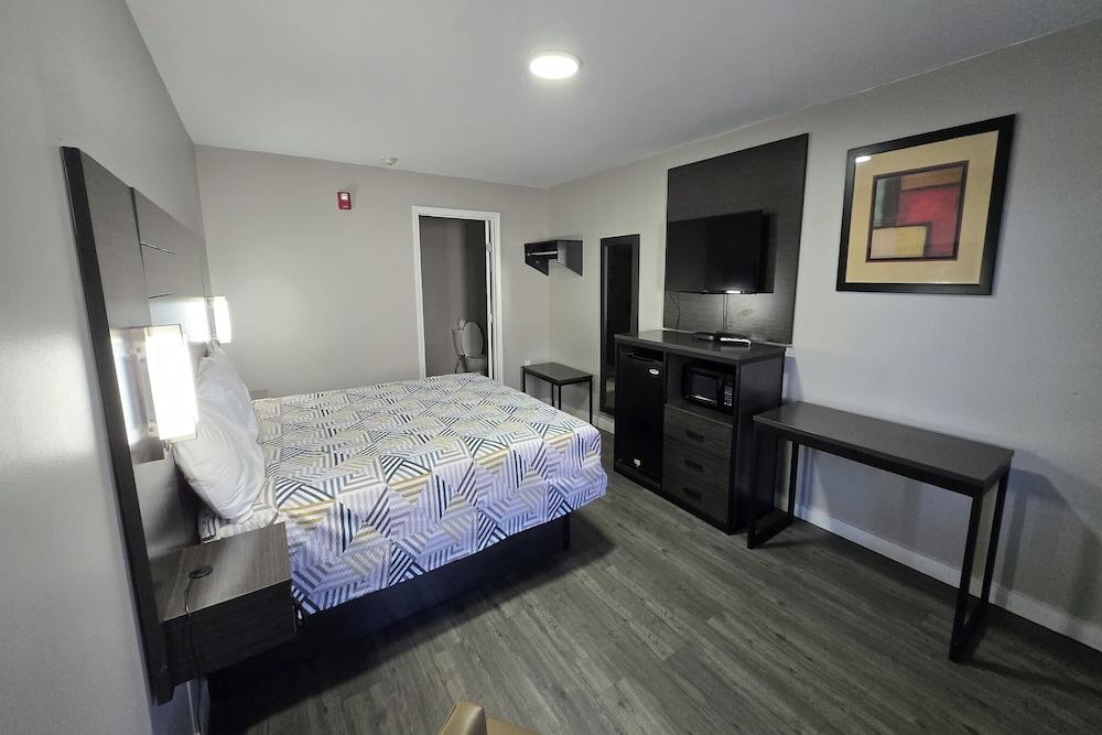 Deerfield Inn McComb I-55 photo 11