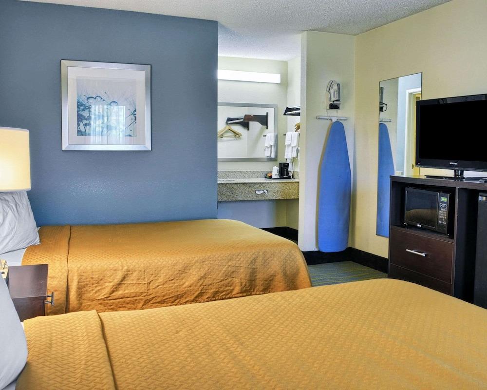 Quality Inn Thornburg photo 8